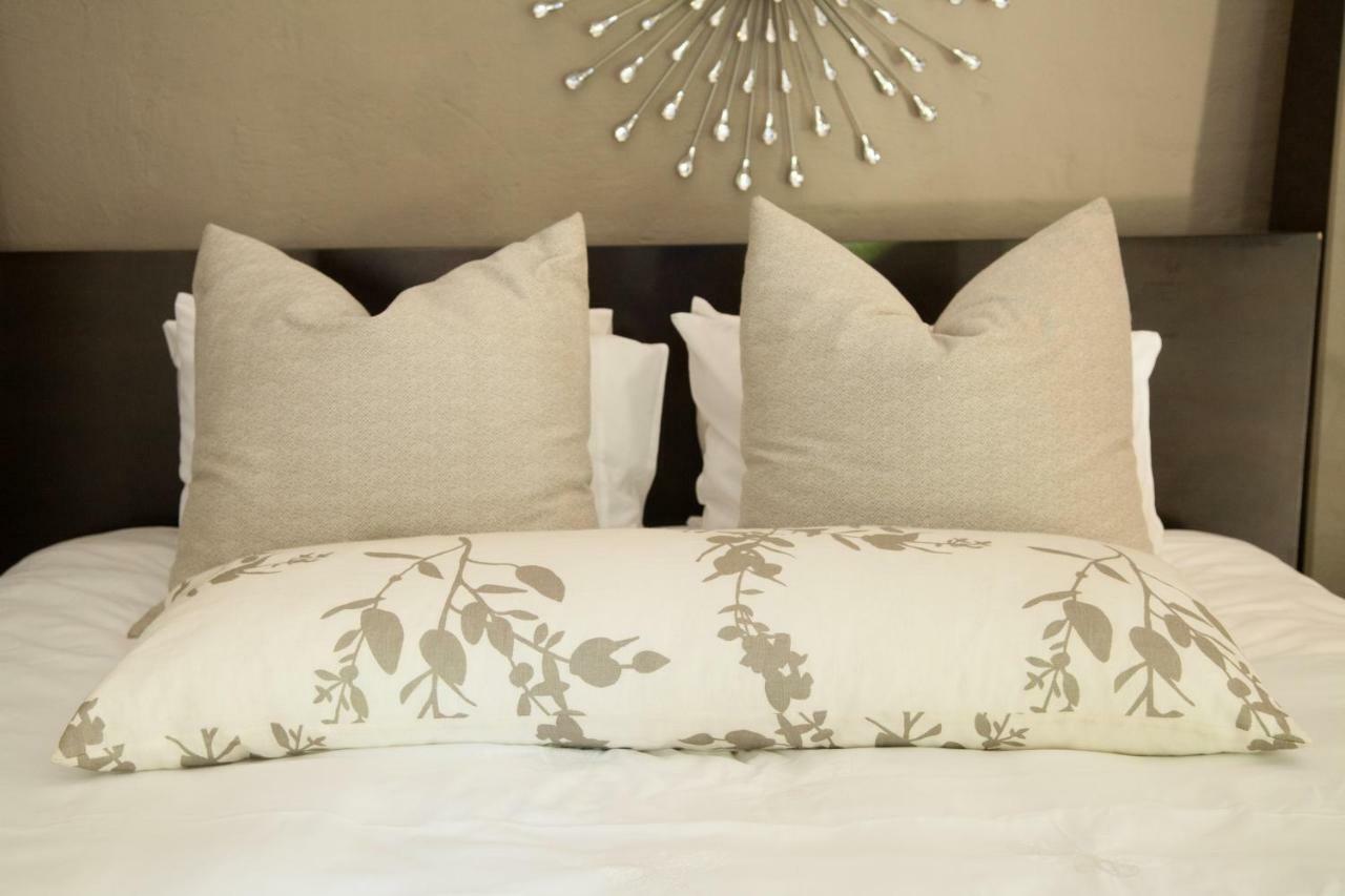 Little Forest Guest House Johannesburg Esterno foto