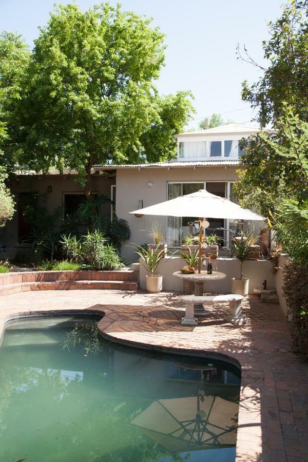 Little Forest Guest House Johannesburg Esterno foto